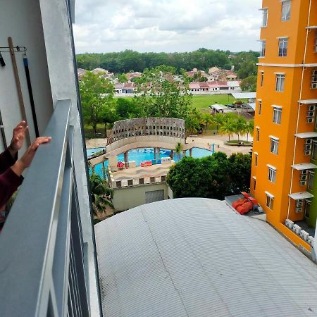 B Lagoon Muslim Apartment Malacca Exterior foto